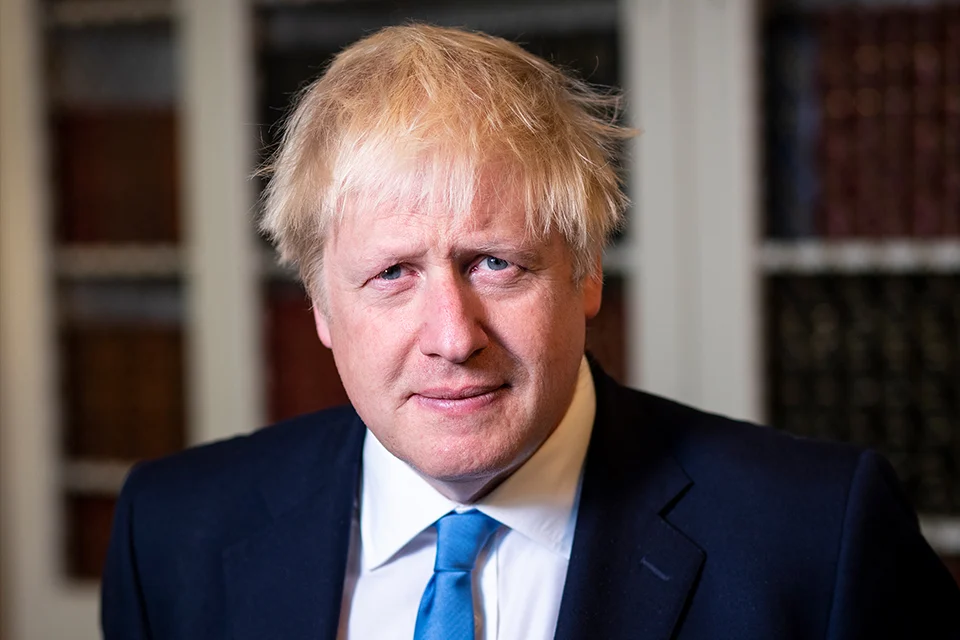 Johnson Explains How He Convinced French and German Leaders That Putin Must Lose War