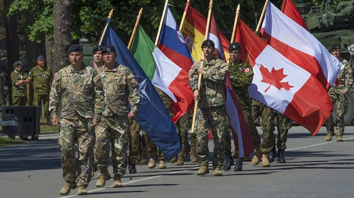 NATO to accelerate deployment of up to 300,000 soldiers on eastern border