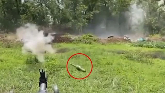 Rare shot: Slow motion of an RPG-7 shell missing a Ukrainian tank