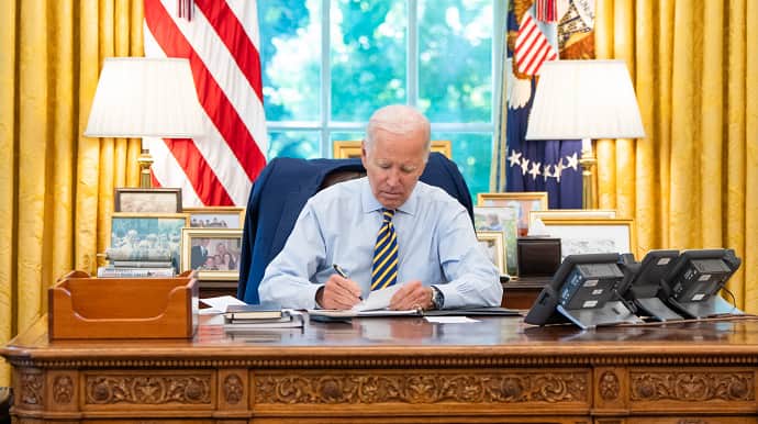 Biden and Congress leaders “discuss strategic consequences of inaction”