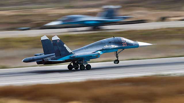 Russian Su-34 fighter-bomber was burned at Chelyabinsk airport