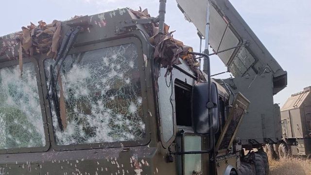 Ukrainian GMLRS missile damages a Russian 92H6E radar system