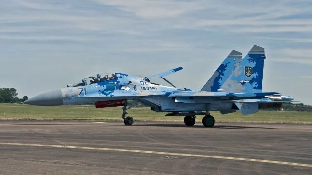 Two Ukrainian Su-27s ruined, four damaged in outdoor attack