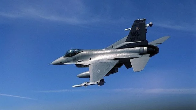 Ukraine gets greenlight to use F-16s for strikes inside Russia